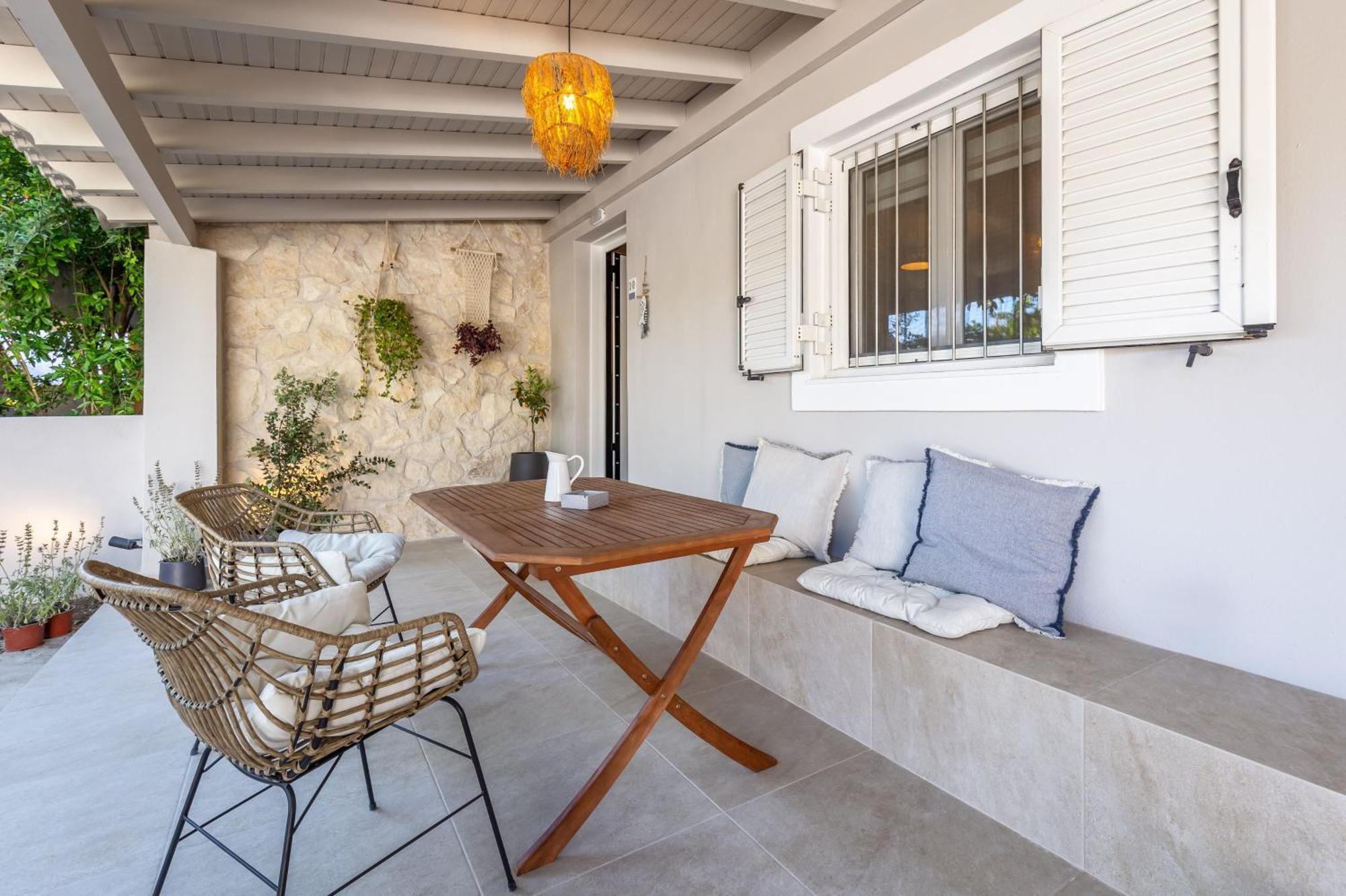 Almyra Luxury Apartment Kanali (Corfu)