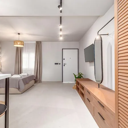 Almyra Luxury Studio Apartment Kanali  Exterior photo