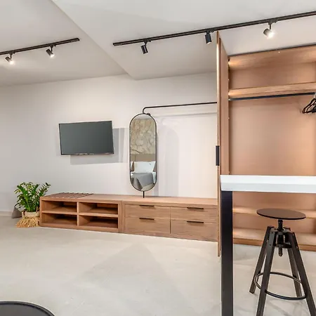Almyra Luxury Studio Apartment Kanali  Exterior photo